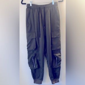 Men’s swishy Cargo Pants